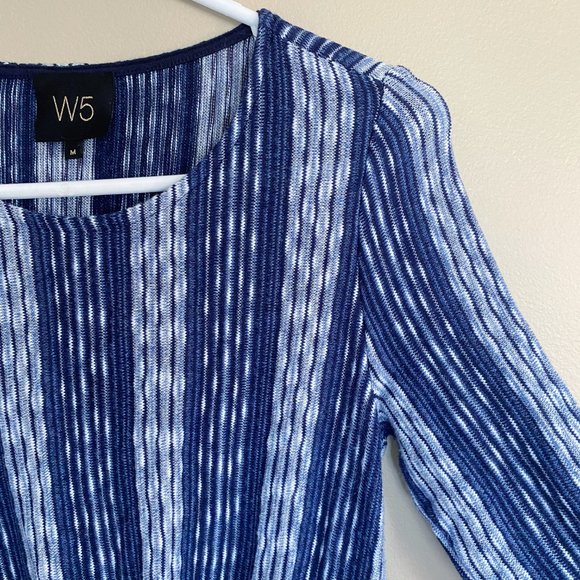 W5 half sleeve striped twist knit blue white top - Picture 2 of 4